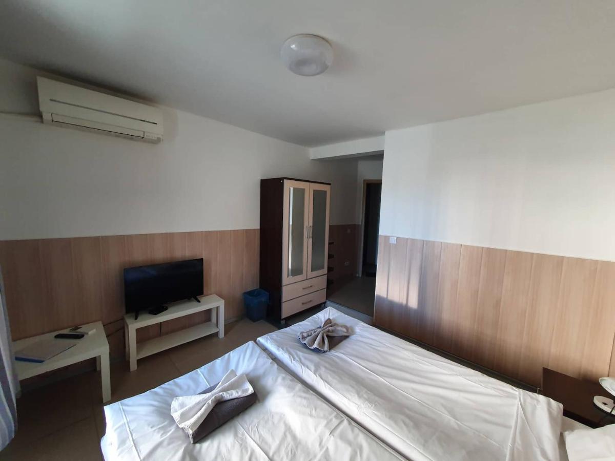 Stay Nexus Galaxy Center Sofia Exterior photo